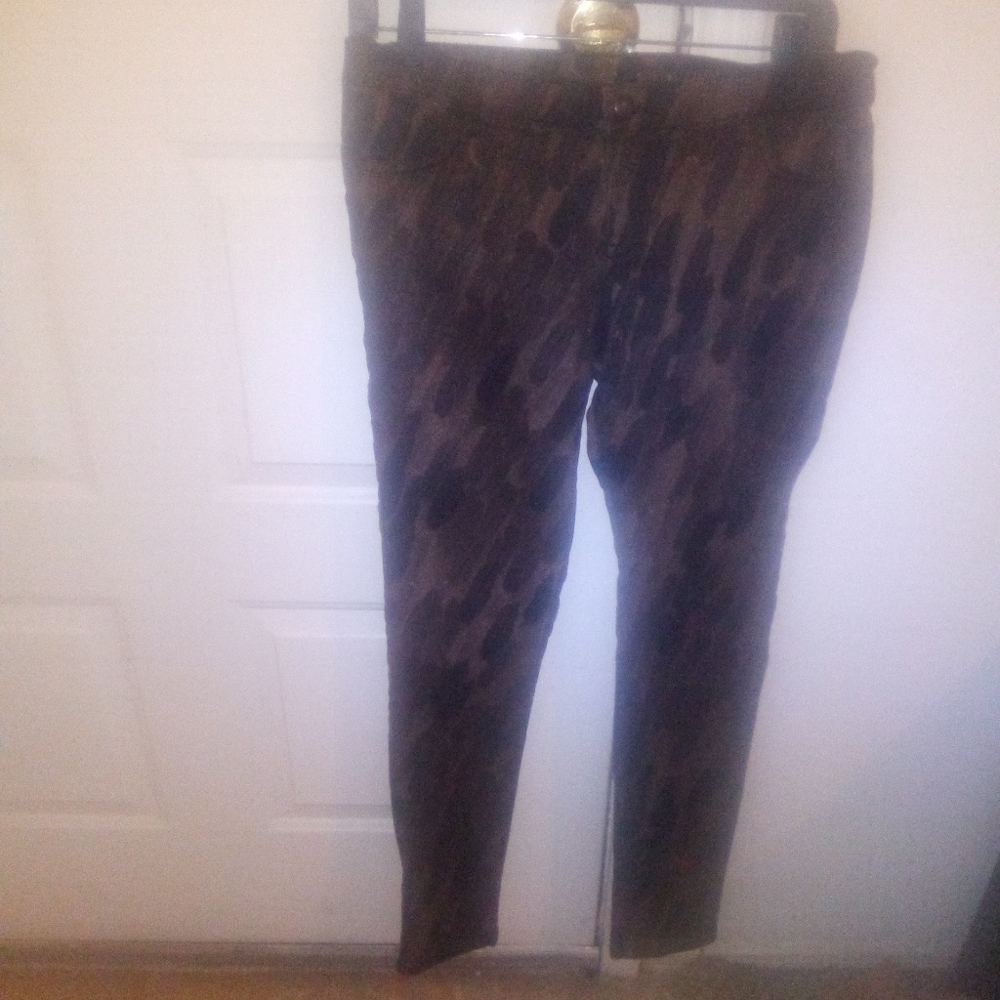 Vera Wang Women's Pants